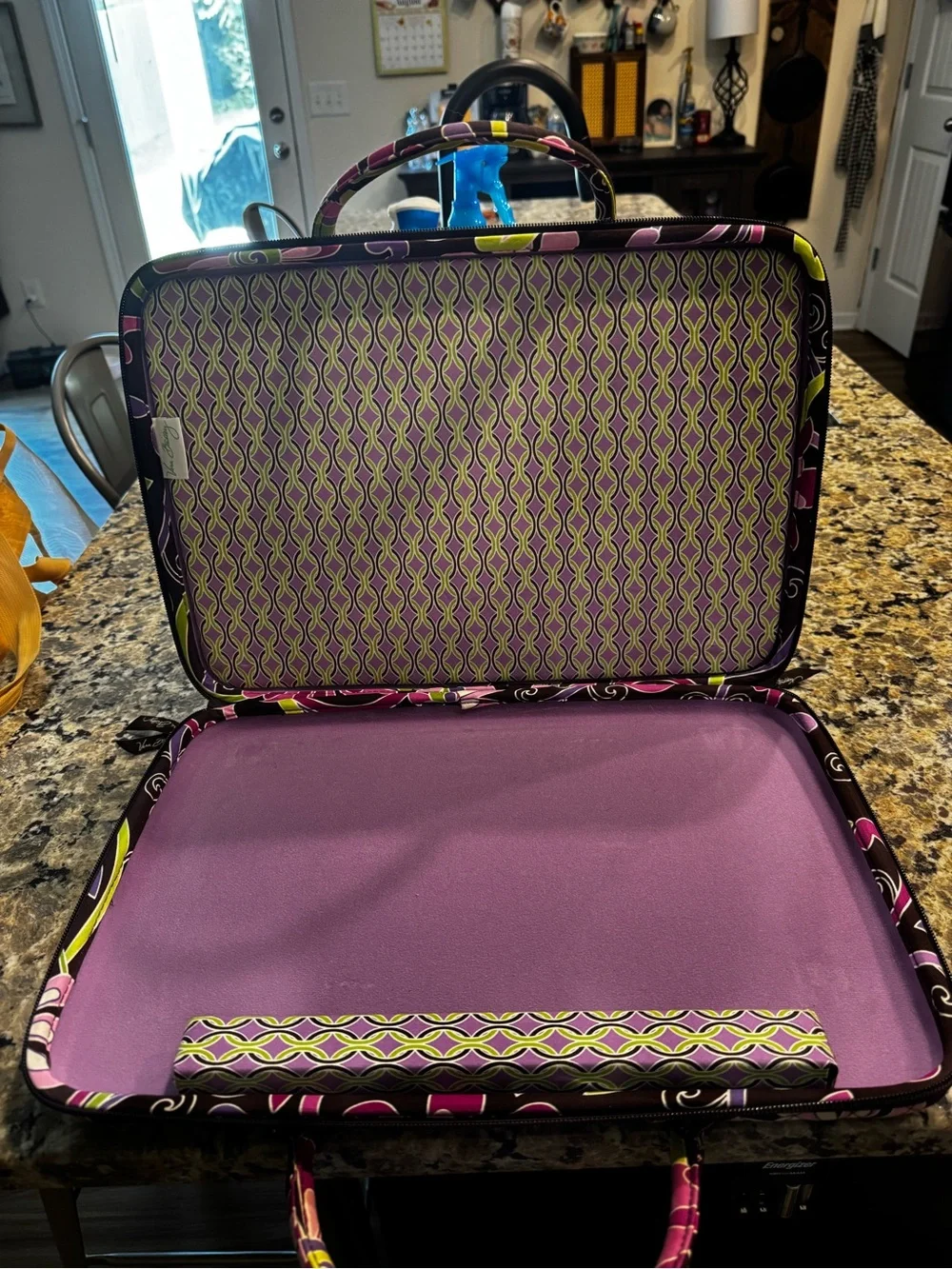 Vera Bradley Hardshell Laptop Case (purple punch)